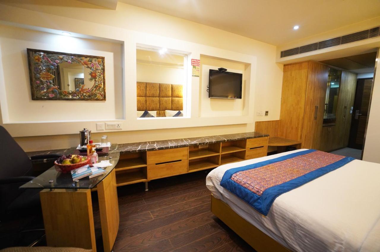 Airport Hotel Grand By Fantasia New Delhi Buitenkant foto
