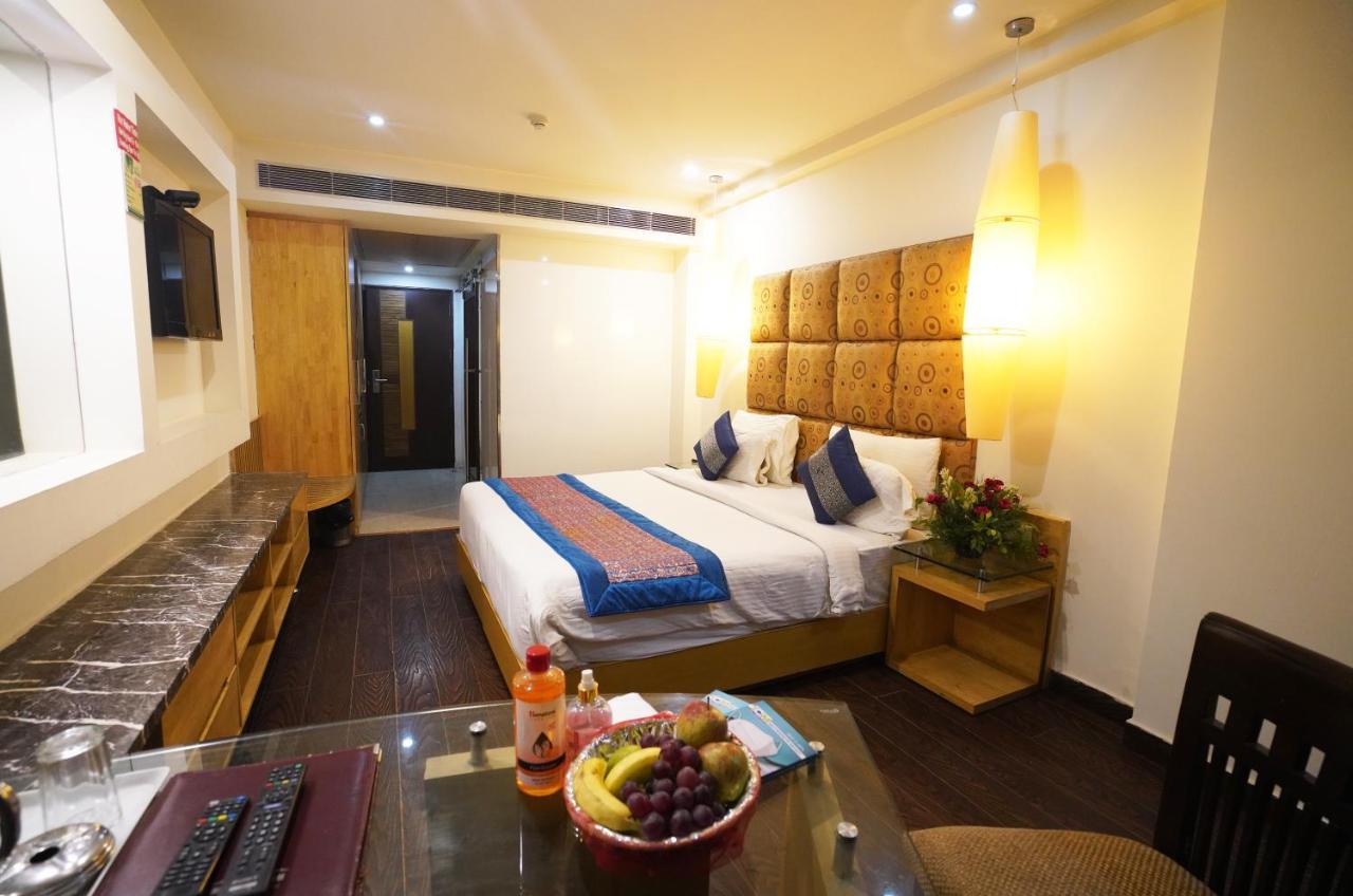 Airport Hotel Grand By Fantasia New Delhi Buitenkant foto