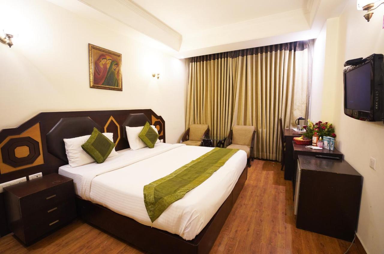 Airport Hotel Grand By Fantasia New Delhi Buitenkant foto