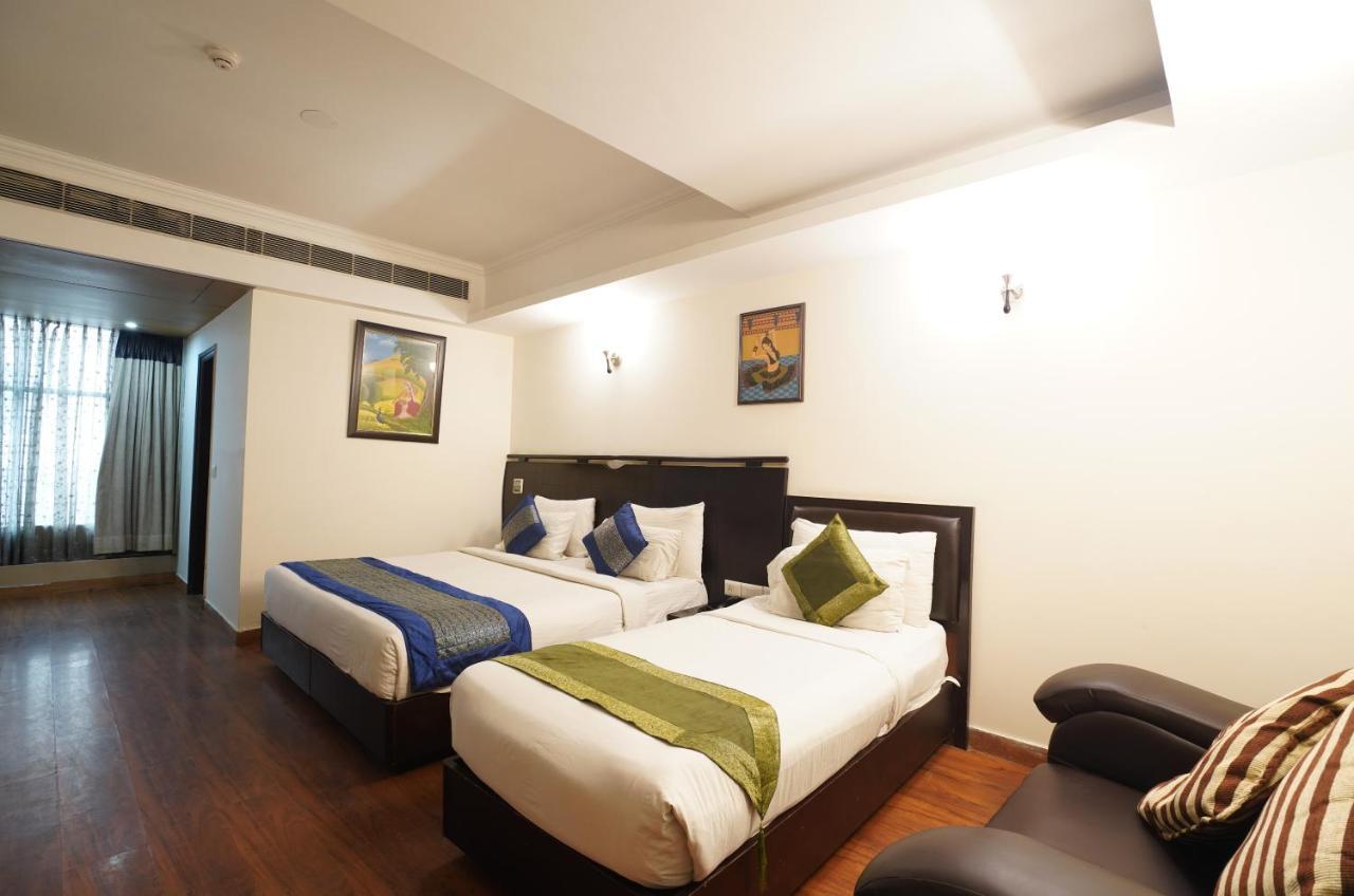 Airport Hotel Grand By Fantasia New Delhi Buitenkant foto