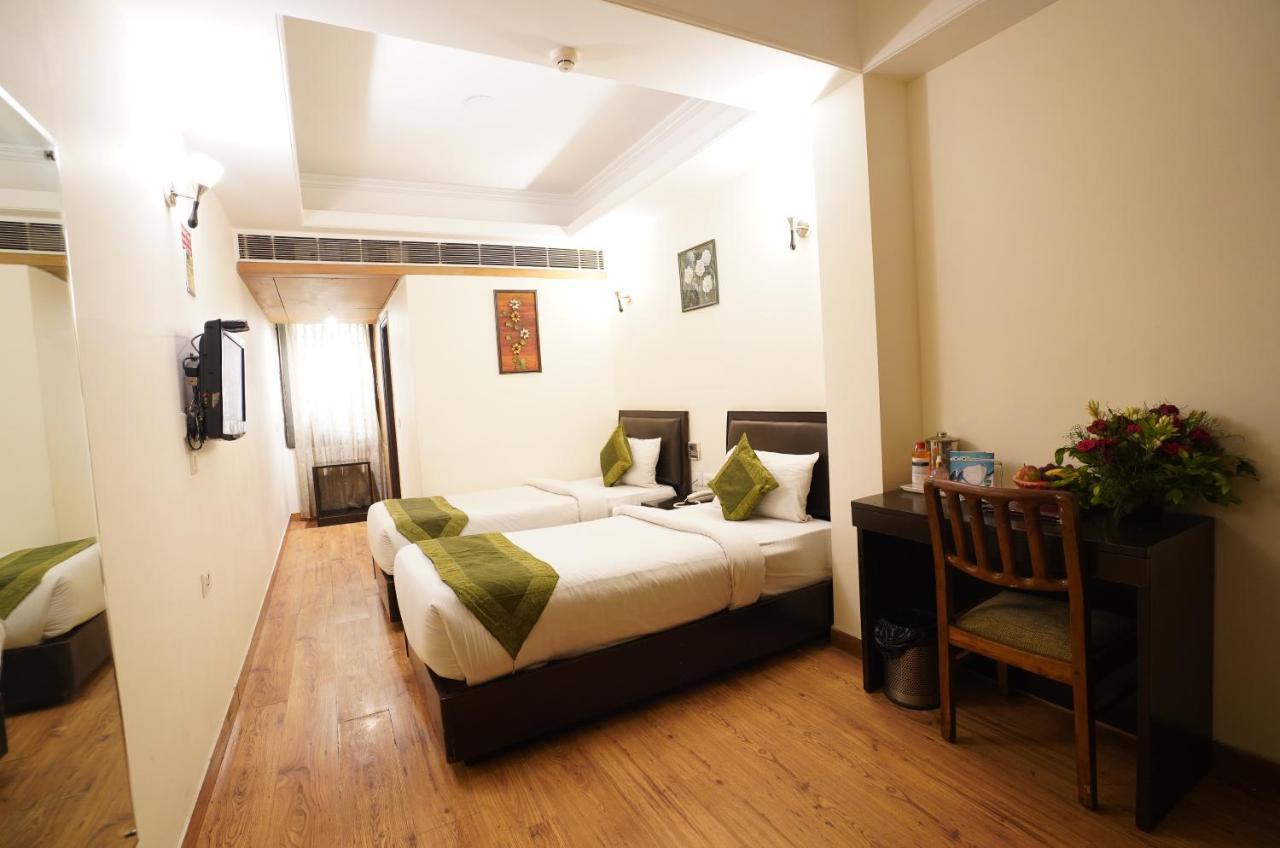 Airport Hotel Grand By Fantasia New Delhi Buitenkant foto