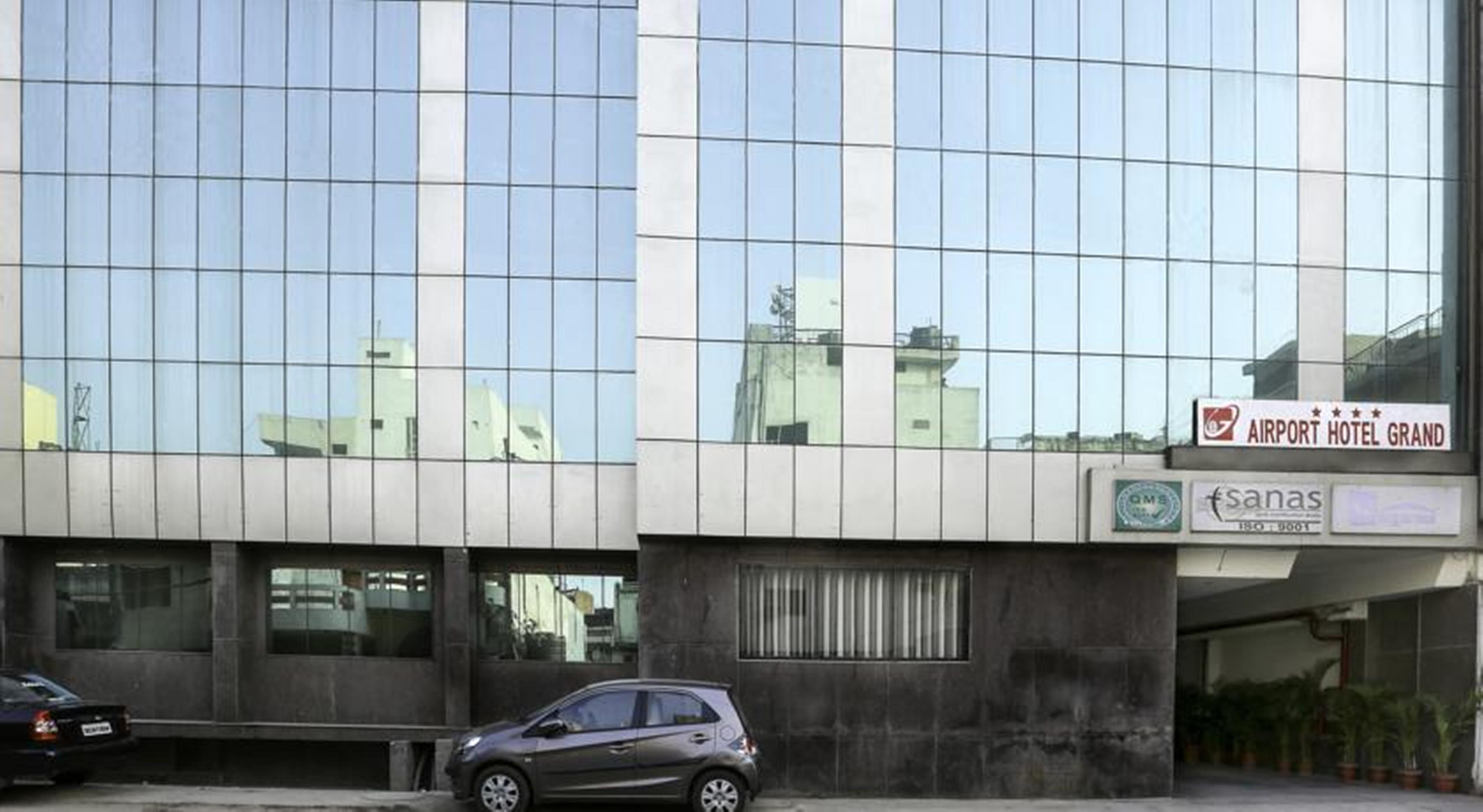 Airport Hotel Grand By Fantasia New Delhi Buitenkant foto