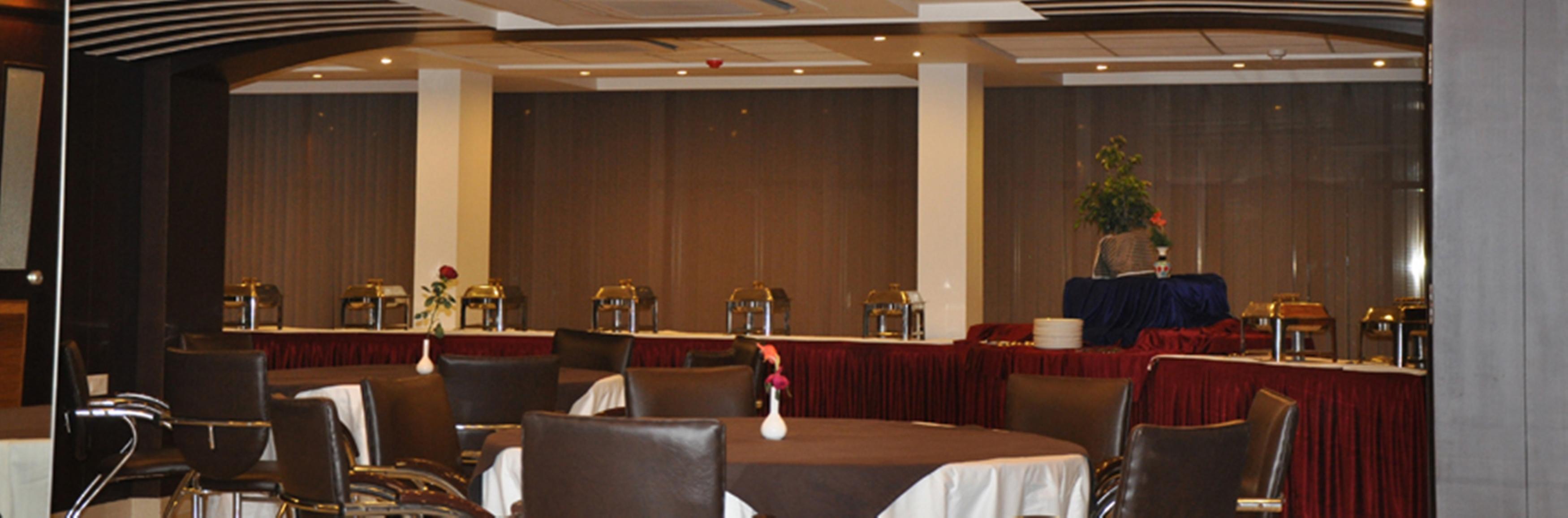 Airport Hotel Grand By Fantasia New Delhi Buitenkant foto