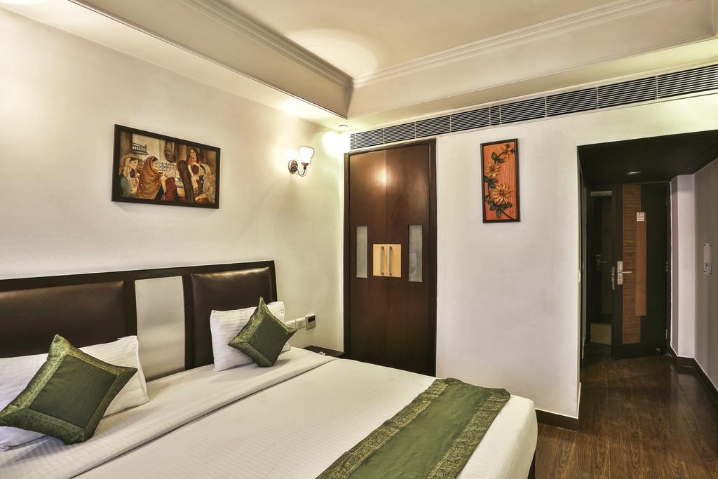 Airport Hotel Grand By Fantasia New Delhi Buitenkant foto