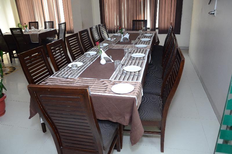 Airport Hotel Grand By Fantasia New Delhi Buitenkant foto